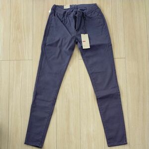 リーバイス ストレッチ　ズボン　スキニーフィット　w26 66cm 新品タグつき　Levi's