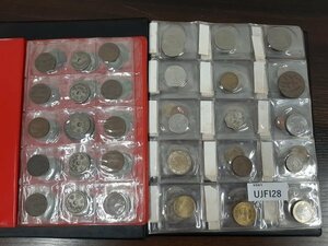 UJFI28　各国の硬貨　古銭　おまとめ2冊　コインアルバム　日本　香港　アメリカ　など