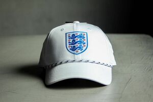 入手困難 イングランド代表 ナイキ ホワイト キャップ 帽子 現地購入