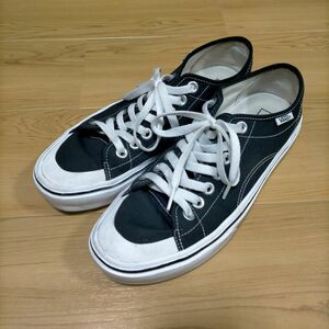 VANSローカットスニーカー 黒　LITE