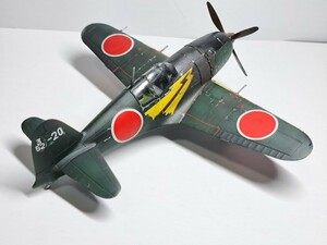 ハセガワ１/72帝国海軍局地戦闘機雷電 21型青木中尉機