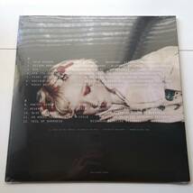 新品シールド LPレコード〔 Yeule - Serotonin Ⅱ 〕ユール セロトニン2 / Cmiel / Beach Fossils Dustin Bayone / Dark Ambient Synth-pop_画像2