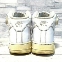 R5280bE NIKE ナイキ ハイカットスニーカー ホワイト レディース 24cm AIR FORCE 1 MID 07 ウィメンズエアフォースワンミッド 366731-100_画像6