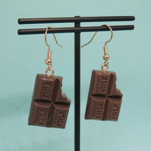 チョコレート ピアス アクセサリー 個性派 板チョコ ミルク chocolate バレンタイン