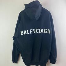 【美品】黄金サイズ BALENCIAGA バレンシアガ パーカー プルオーバー フーディー バック ロゴ ブラック 黒 スウェット XS_画像1