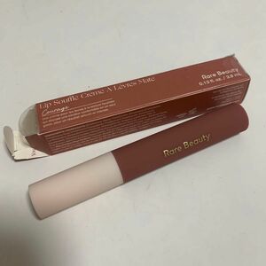 レアビューティ rarebeauty マットリップ 日本未上陸 海外コスメ