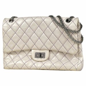 【在庫一掃】 シャネル CHANEL 2.55ライン チェーン ショルダーバッグ マトラッセ Wフラップ レザー ホワイト A37590 レディース 中古