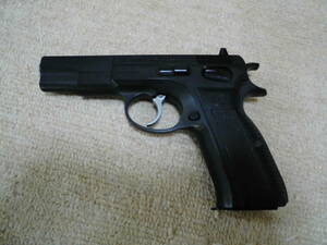 東京マルイ　CZ75 　18歳以上エアコキプラスチック製