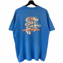 ■激レア■90s USA製 QUIK SILVER ドラゴン 龍 Tシャツ M XL相当 クイックシルバー 90s ビンテージ_画像1