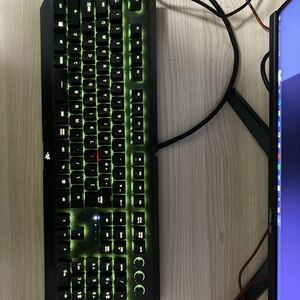 razer brackwidow elite レーザー　ゲーミングキーボード　ジャンク　光る　