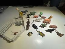 自宅保管品・おもちゃ・動物フィギュア・動物園・20個セット・柵付き・680円_画像1