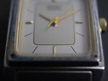 セイコー SEIKO クォーツ 3針 純正ベルト 1221-5070 女性用 レディース 腕時計 W786 稼働品_画像4
