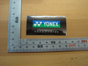 YONEX