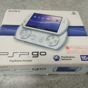 psp go 16GB　本体　ホワイト