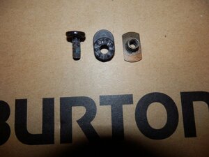 部品★BURTON バートン★ハイバック用ネジセット 黒　新