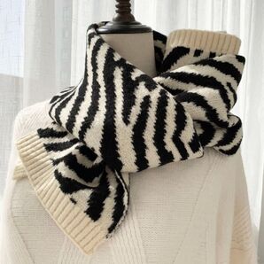 ゼブラ ニット マフラー 白 黒 お洒落 可愛い ゼブラ しまうま 冬 海外通販