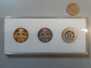レトロ　夢工場　メダル3枚セット　1987年　フジテレビ　大きな写真あり　1円　