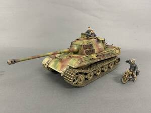 タミヤ1/35 ドイツ重戦車キングタイガー/軍用バイク完成品