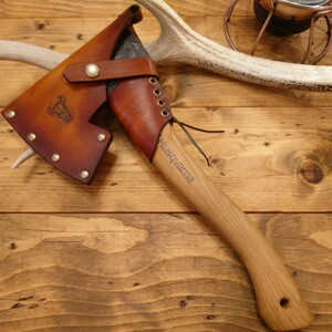 [ Husquarna hand axe 38cm] exclusive use sheath ( Skull head, feather stamp ). neck guard, Old Brown 
