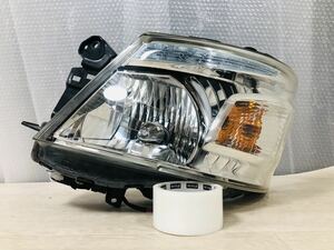 日産 前期 HID E26 NV350キャラバン　左 ヘッドライト ICHIKOH VALEO H023 メッキ 管2401015