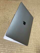 Apple A1932 MacBook Air　2019モデル　core i5 128gb 8gb_画像1