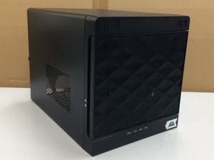 ★即決★ (I) Radix【IW-MS04 OEM?】SAS/SATA ホットスワップベイ 4段 搭載 Mini-ITX PCケース 80PLUS認証取得 250W 電源付