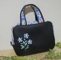 ハンドメイド 花　刺繍　レザー2wayバッグ リバティ　bohemianbloom LIBERTY ハンドバッグ 鞄 ショルダー _画像8