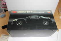 1/18 京商 NISSAN GT-R PREMIUM EDITION(R35 日産）_画像6