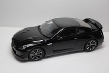 1/18 京商 NISSAN GT-R PREMIUM EDITION(R35 日産）_画像1