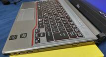 富士通 ノートパソコン LIFEBOOK E734/K FMVE0600R Core i3 ジャンク品_画像5