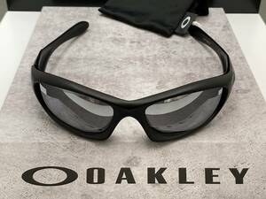 偏光★OAKLEYオークリー MONSTER DOGモンスタードッグ 黒マットブラック/POLARISEDミラー USA製サングラス ケース付 SI米軍 釣りドライブ