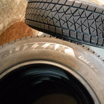 8-9分山 品質良し BLIZZAK ブリザック DM-V2 175/80R16 BRIDGESTONE(ブリヂストン) 愛知手渡し,交換可 個人宅配送不可 中古4本 896-86_画像3