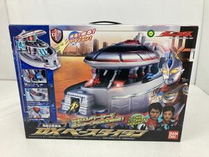 BANDAI バンダイ ウルトラマンマックス　DX ベースタイタン　未使用・保管品