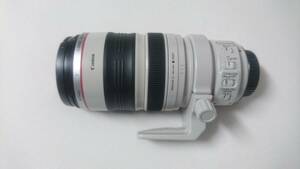 キャノンレンズ　EF　２８－３００ｍｍ1:3,5-5,6 L IS USM美品