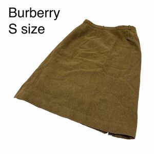 Burberry カシミヤ混　スカート Mサイズ　膝丈　レディースパンツ カジュアル パンツ タイトスカート　カシミヤ