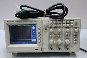 E2936 N テクトロニクス Tektronix TDS2022B ディジタルオシロスコープ 200MHz Digital Oscilloscope (訳あり：写真8 & 9枚目を参考