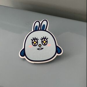 おまけ付き　ピンバッジ　ASTRO ヌンヌ　ロロハ　アストロ　チャウヌ　roroha pin badge noonnon 