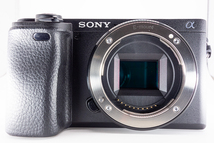 ■ SONY ソニー ■ α6400 ILCE-6400 ボディ 【ブラック】●S数 約720●特典付【ほぼ新品　送料込】 _画像3