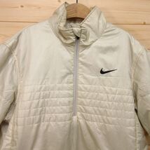 ◎使用少なめ！NIKE GOLF ナイキゴルフ◆中綿 半袖ジャケット ハーフジップ アウター 撥水 秋冬◆メンズ クリーム Lサイズ◆A3609_画像3