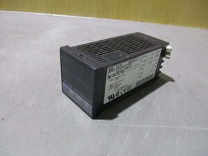 中古 RKC TEMPERATURE CONTROLLER CB100 温度調節器 (JAGR51103C111)