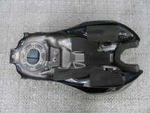 ジャンク品 CB400SF Revo EBL-NC42 純正 フューエル 燃料 ガソリン タンク 2600006519582A1S_画像6