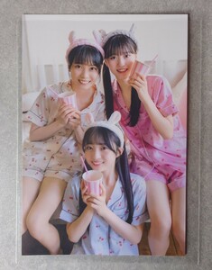 秋山由奈・新井彩永・八木愛(AKB48 18期生) BOMB!(ボム!) 2023年 10月号 HMV&BOOKS online限定特典 ポストカード 1枚