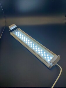 中古　水作　LIGHTUP ライトアップ300（白）（検索用） LED　水槽用ライト