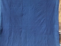 色ムラある青系中厚藍木綿古布・長い5幅繋ぎ・210×164㌢・重630g・リメイク素材_画像5