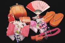 ●和装小物84 美品 七五三 和装小物まとめて 髪飾り 和装バッグ 草履他●着物/和装品/保管品/消費税0円_画像1