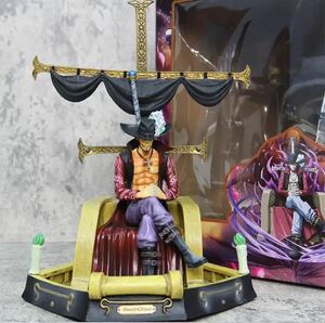 ONE PIECE 鷹の目のミホーク　王下七武海ver. 　32cm フィギュア　レア　新品未使用　海外限定　希少