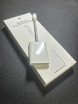 送料込み 中古 iPhone iPad アクセサリー Lightning -SDカードカメラリーダー_画像2