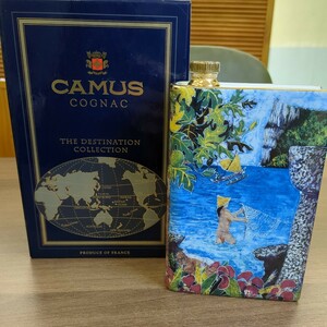 【未開栓保管品】CAMUS BOOK COGNAC GUAM ブック グアム ブランデー 350ml 40% 総重量663g◆No5910