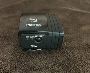 PENTAX O-GPS1 カメラのホットシューに取り付けてGPSの取得データをカメラに送ります。