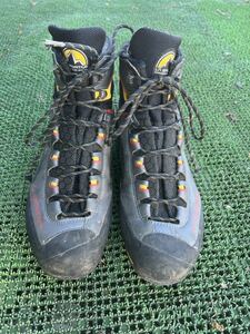 LA SPORTIVA トランゴ　タワーGTX ４４